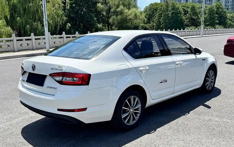 Skoda Octavia, 2018 год, 913 069 рублей, 6 фотография