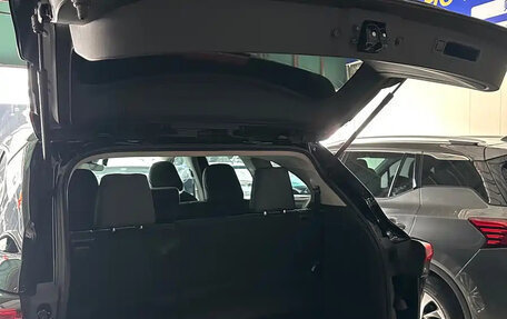 Toyota Highlander, 2025 год, 6 000 000 рублей, 20 фотография