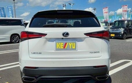 Lexus NX I, 2021 год, 2 418 027 рублей, 5 фотография