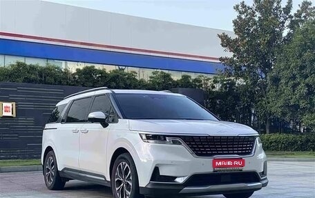 KIA Carnival, 2023 год, 4 750 000 рублей, 1 фотография