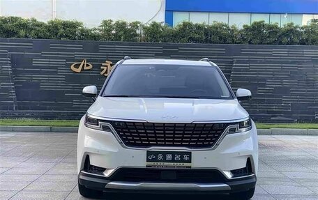 KIA Carnival, 2023 год, 4 750 000 рублей, 2 фотография