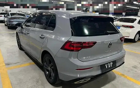 Volkswagen Golf VIII, 2022 год, 1 950 000 рублей, 3 фотография