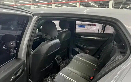 Volkswagen Golf VIII, 2022 год, 1 950 000 рублей, 8 фотография