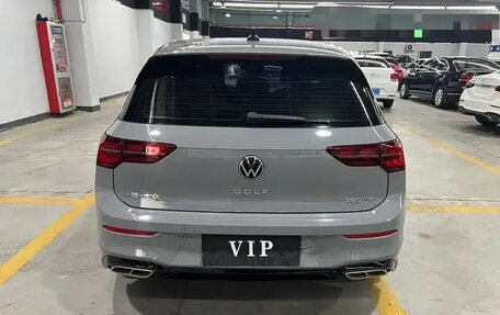 Volkswagen Golf VIII, 2022 год, 1 950 000 рублей, 6 фотография