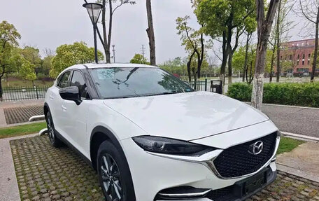 Mazda CX-4, 2021 год, 1 873 000 рублей, 2 фотография