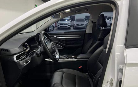 Geely Emgrand, 2022 год, 1 100 000 рублей, 8 фотография