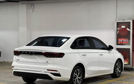 Geely Emgrand, 2022 год, 1 100 000 рублей, 5 фотография