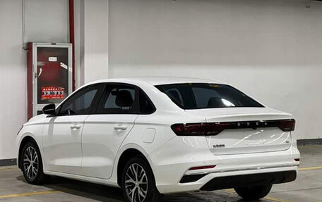 Geely Emgrand, 2022 год, 1 100 000 рублей, 4 фотография