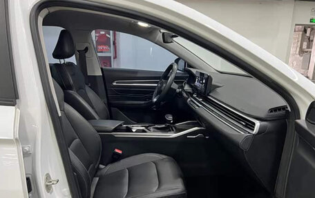 Geely Emgrand, 2022 год, 1 100 000 рублей, 15 фотография