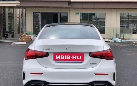 Mercedes-Benz A-Класс, 2023 год, 1 690 000 рублей, 4 фотография