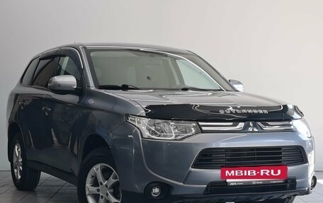 Mitsubishi Outlander III рестайлинг 3, 2012 год, 1 550 000 рублей, 3 фотография