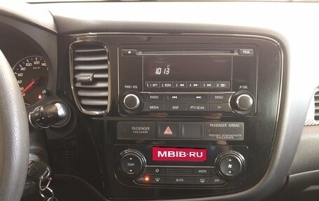 Mitsubishi Outlander III рестайлинг 3, 2012 год, 1 550 000 рублей, 11 фотография