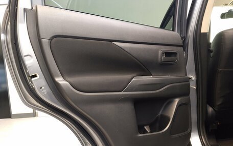 Mitsubishi Outlander III рестайлинг 3, 2012 год, 1 550 000 рублей, 26 фотография