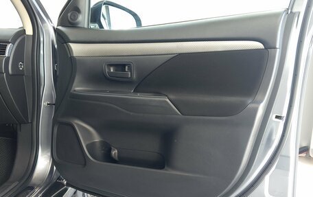 Mitsubishi Outlander III рестайлинг 3, 2012 год, 1 550 000 рублей, 25 фотография