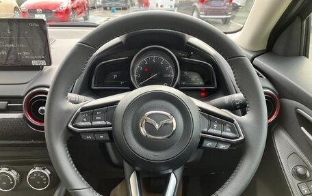 Mazda 2 III, 2023 год, 1 200 400 рублей, 10 фотография