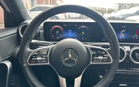 Mercedes-Benz A-Класс, 2022 год, 2 020 077 рублей, 13 фотография