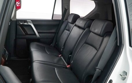 Toyota Land Cruiser Prado 150 рестайлинг 2, 2014 год, 3 887 077 рублей, 9 фотография