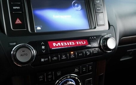 Toyota Land Cruiser Prado 150 рестайлинг 2, 2014 год, 3 887 077 рублей, 21 фотография