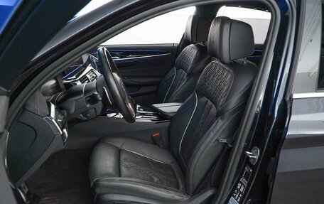 BMW 5 серия, 2022 год, 5 648 888 рублей, 10 фотография