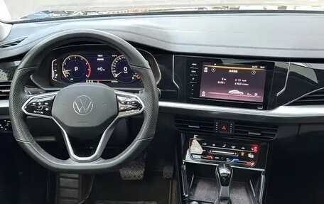 Volkswagen Passat B8 рестайлинг, 2023 год, 2 200 000 рублей, 13 фотография