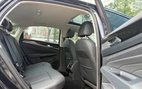 Volkswagen Passat B8 рестайлинг, 2022 год, 1 990 000 рублей, 9 фотография