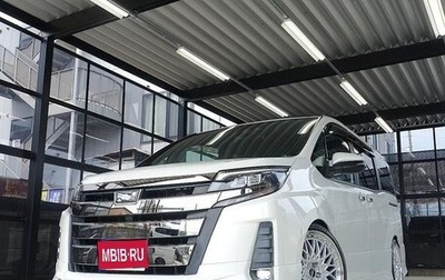 Toyota Noah III, 2018 год, 1 500 100 рублей, 1 фотография