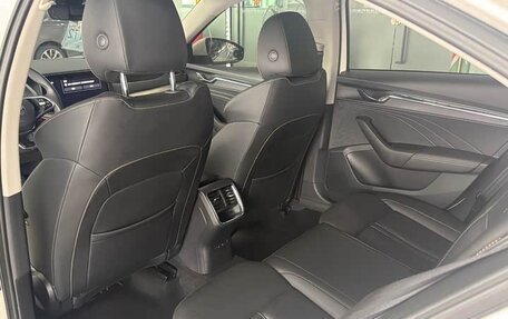 Skoda Octavia IV, 2022 год, 2 350 000 рублей, 4 фотография
