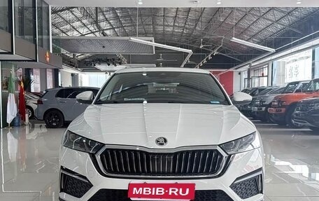 Skoda Octavia IV, 2022 год, 2 350 000 рублей, 9 фотография