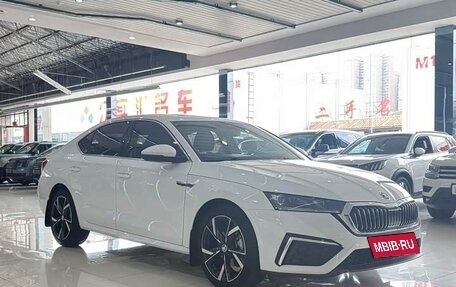 Skoda Octavia IV, 2022 год, 2 350 000 рублей, 5 фотография