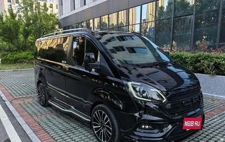 Ford Tourneo Custom I рестайлинг, 2023 год, 4 521 000 рублей, 3 фотография