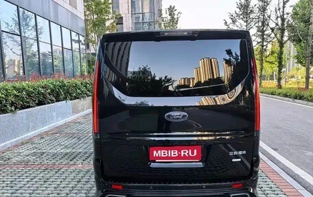 Ford Tourneo Custom I рестайлинг, 2023 год, 4 521 000 рублей, 6 фотография