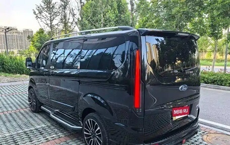 Ford Tourneo Custom I рестайлинг, 2023 год, 4 521 000 рублей, 5 фотография