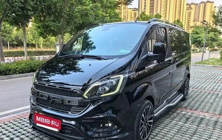 Ford Tourneo Custom I рестайлинг, 2023 год, 4 521 000 рублей, 2 фотография