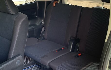 Toyota Noah III, 2014 год, 1 440 000 рублей, 8 фотография
