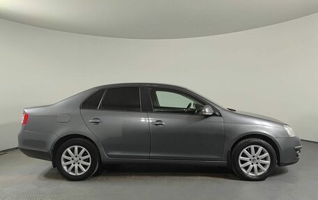Volkswagen Jetta VI, 2007 год, 670 000 рублей, 5 фотография
