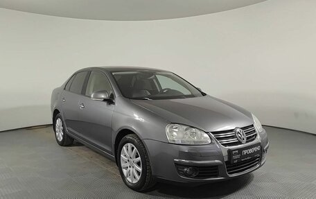 Volkswagen Jetta VI, 2007 год, 670 000 рублей, 3 фотография