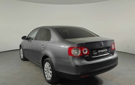 Volkswagen Jetta VI, 2007 год, 670 000 рублей, 8 фотография