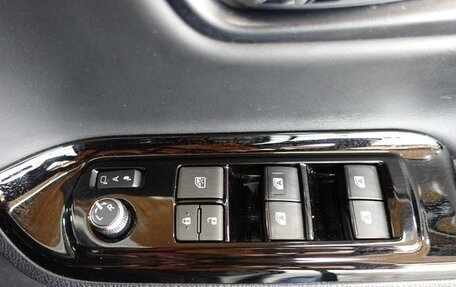 Toyota Noah III, 2018 год, 1 500 100 рублей, 28 фотография