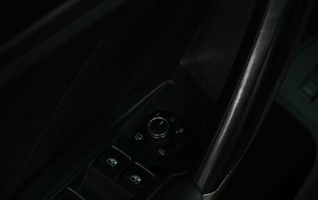 Volkswagen Tiguan II, 2017 год, 2 449 000 рублей, 14 фотография