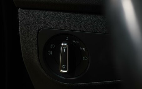 Volkswagen Tiguan II, 2017 год, 2 449 000 рублей, 15 фотография