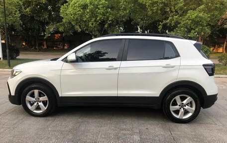 Volkswagen T-Cross I, 2023 год, 1 356 184 рублей, 8 фотография