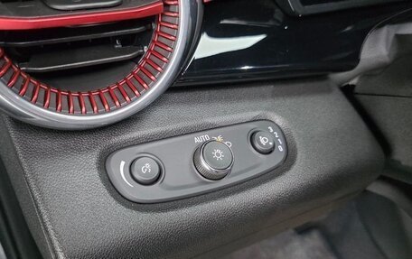 Chevrolet Trax, 2023 год, 1 750 000 рублей, 10 фотография