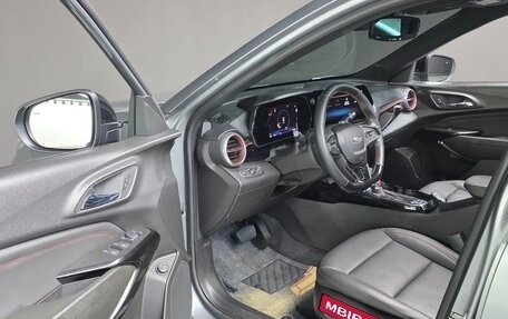 Chevrolet Trax, 2023 год, 1 750 000 рублей, 6 фотография
