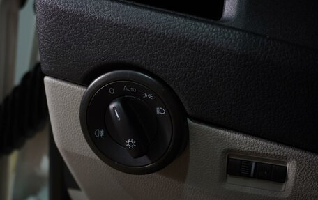 Volkswagen Caravelle T6 рестайлинг, 2018 год, 2 849 000 рублей, 12 фотография