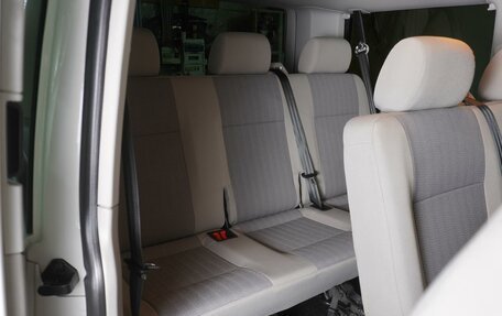 Volkswagen Caravelle T6 рестайлинг, 2018 год, 2 849 000 рублей, 9 фотография