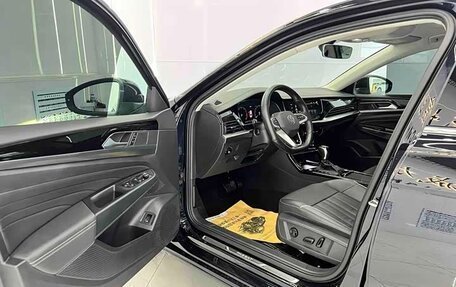 Volkswagen Passat B8 рестайлинг, 2022 год, 2 300 000 рублей, 2 фотография