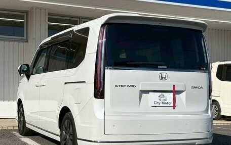 Honda Stepwgn, 2024 год, 2 100 000 рублей, 5 фотография