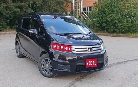 Honda Freed I, 2012 год, 990 000 рублей, 1 фотография