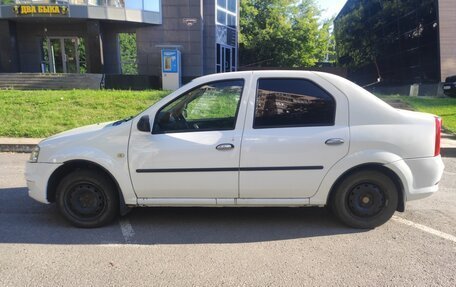 Renault Logan I, 2012 год, 395 000 рублей, 2 фотография