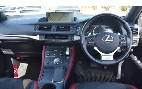 Lexus CT I рестайлинг, 2018 год, 1 800 000 рублей, 9 фотография